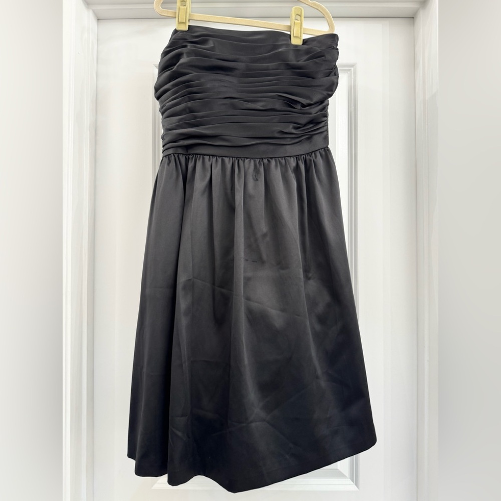 Elegant Black Women's Strapless Dress